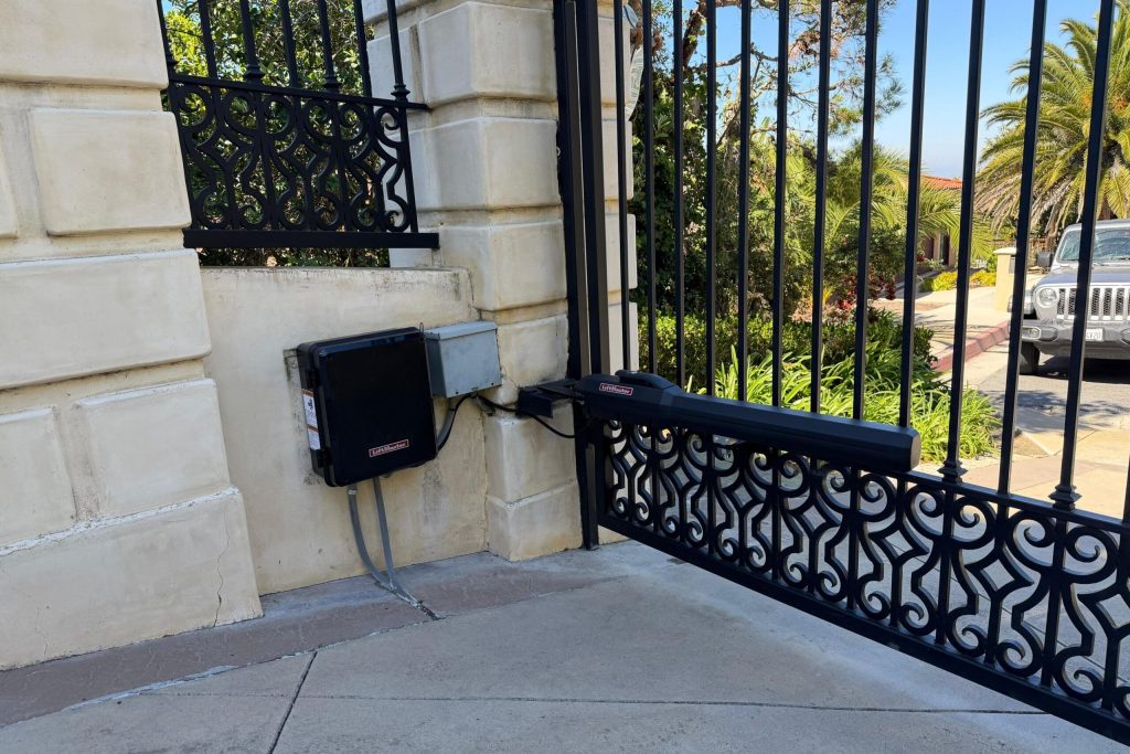 Emergency gate repair in Miami-Dade