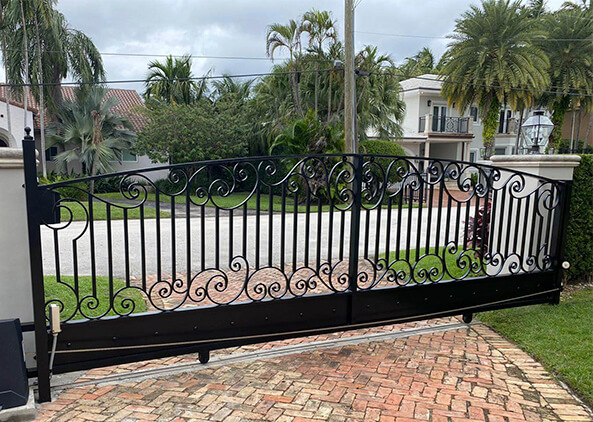 Gate repair project in {{city}}